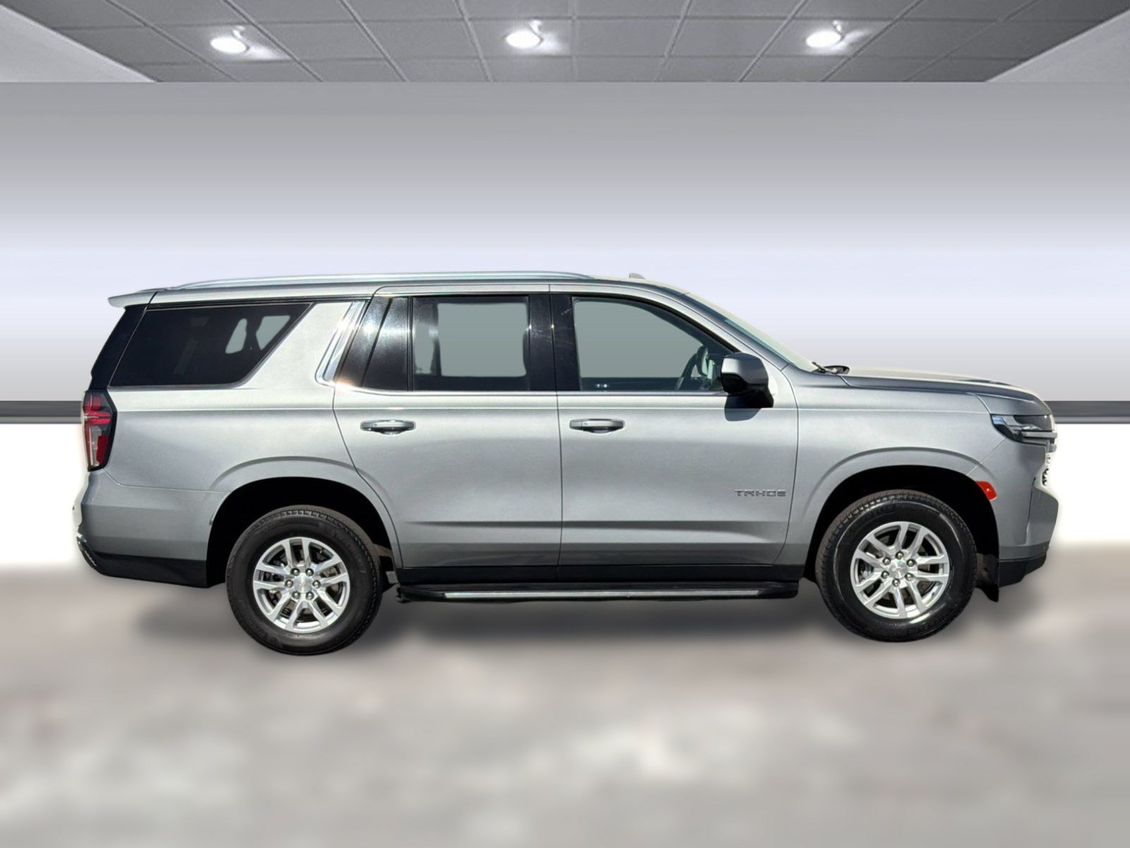 Used 2024 Chevrolet Tahoe LT RWD image 7