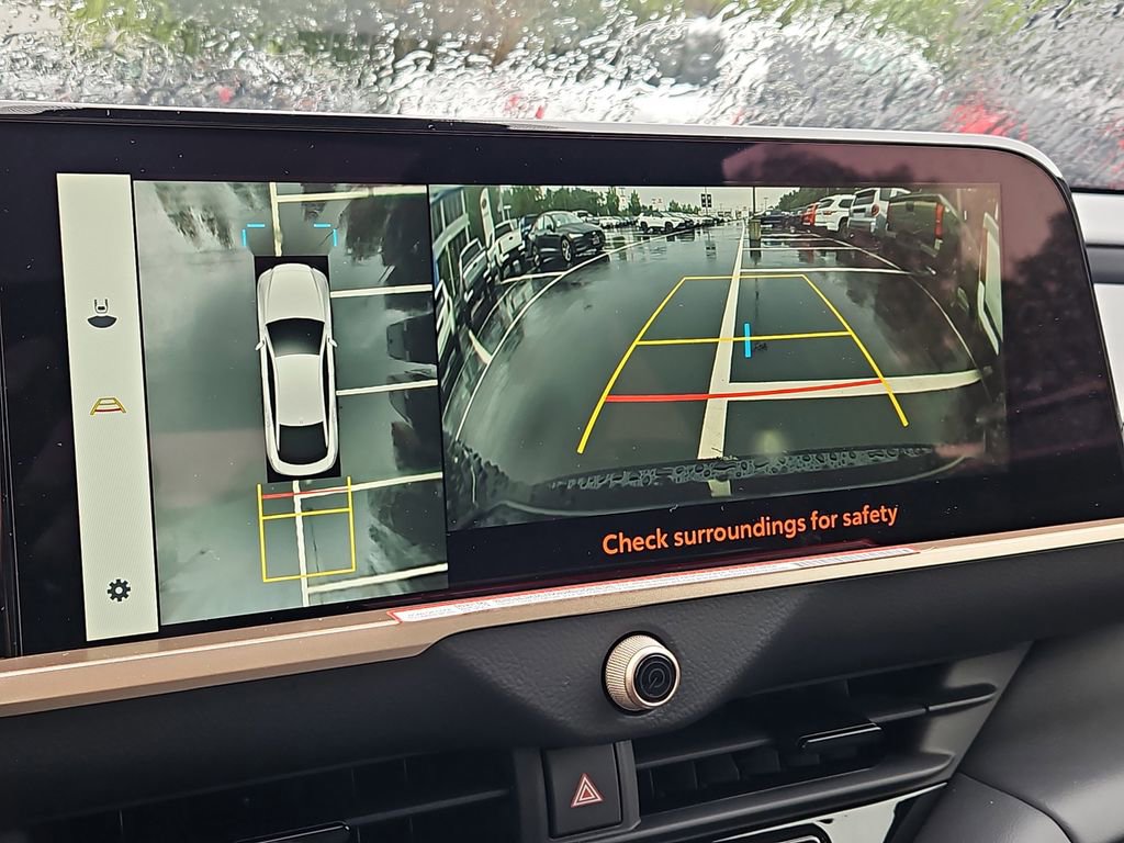 New 2026 Toyota Crown Platinum AWD/4WD image 10
