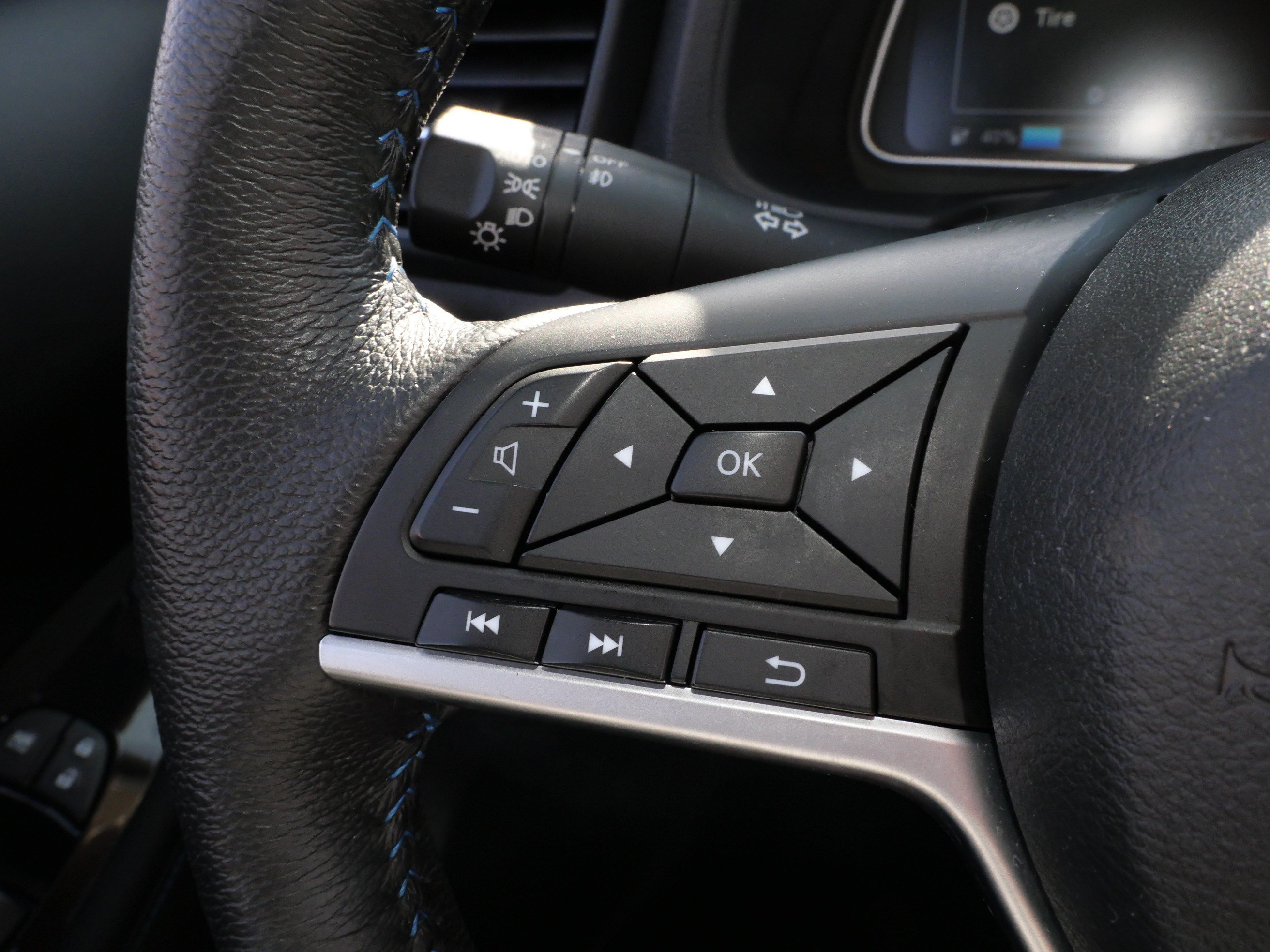 Used 2025 Nissan Leaf SV Plus FWD image 29