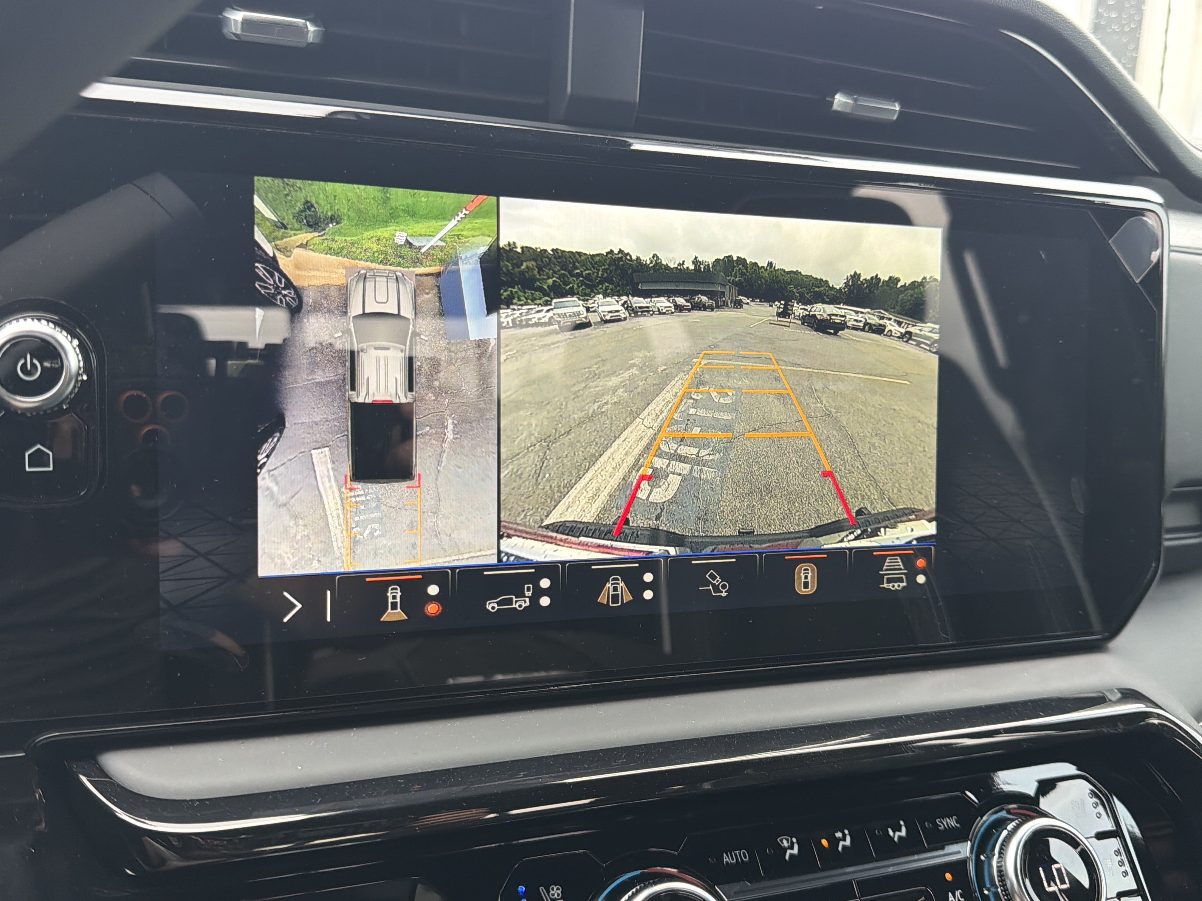 New 2026 GMC Sierra 2500 AT4X w/ AT4X AEV Edition AWD/4WD image 25