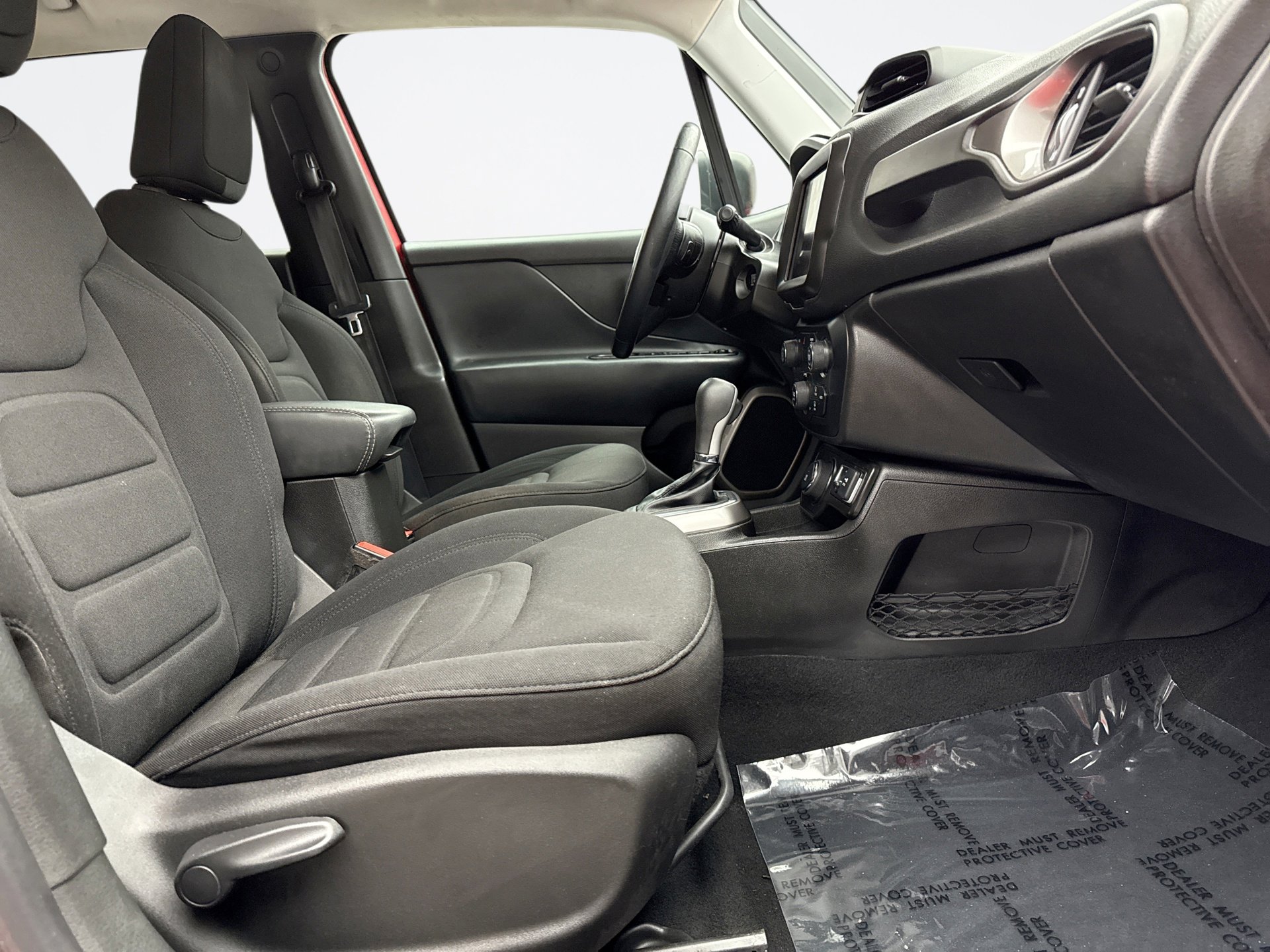 Used 2022 Jeep Renegade Latitude w/ Convenience Group image 16