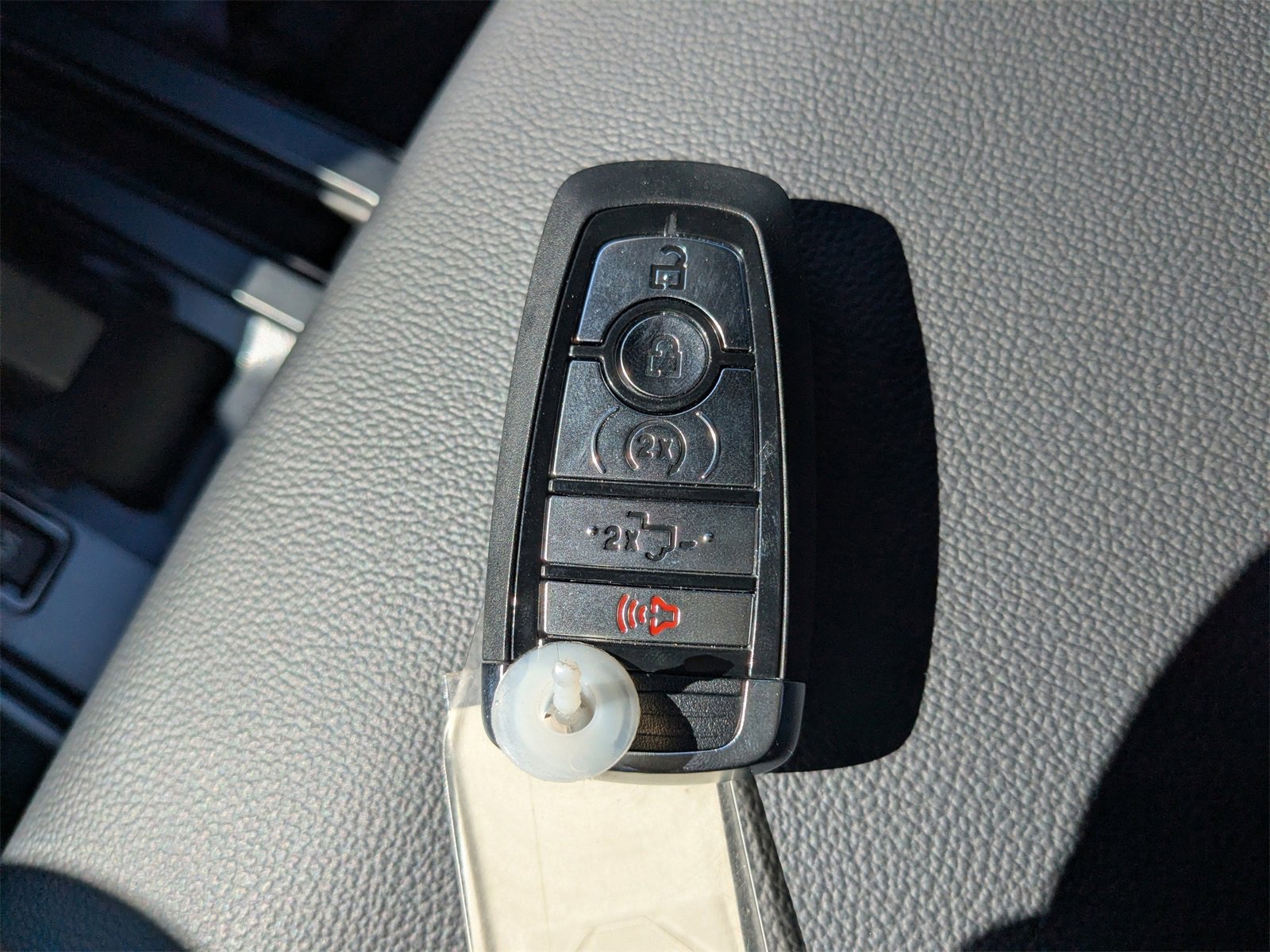 New 2026 Ford F150 Lariat w/ Equipment Group 502A High image 35