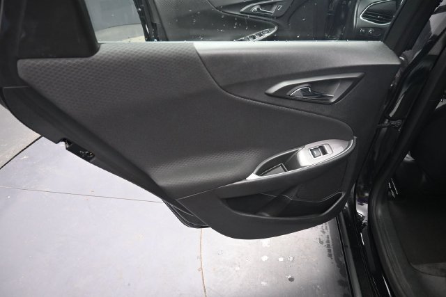 Used 2025 Chevrolet Malibu LT FWD image 13