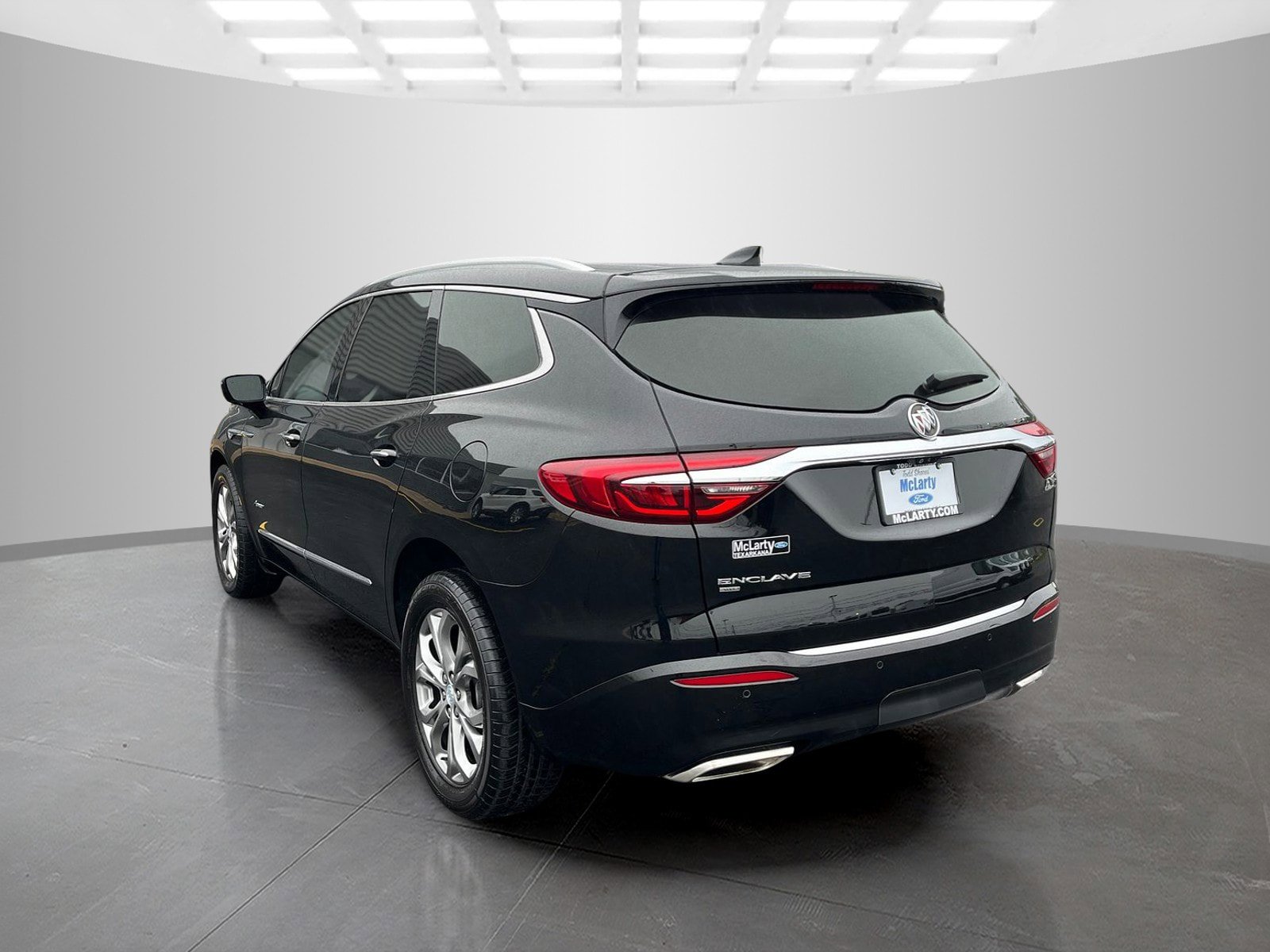 Used 2021 Buick Enclave Avenir w/ Avenir Technology Package AWD/4WD image 6