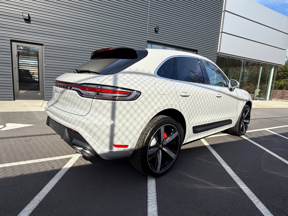 New 2026 Porsche Macan S image 7