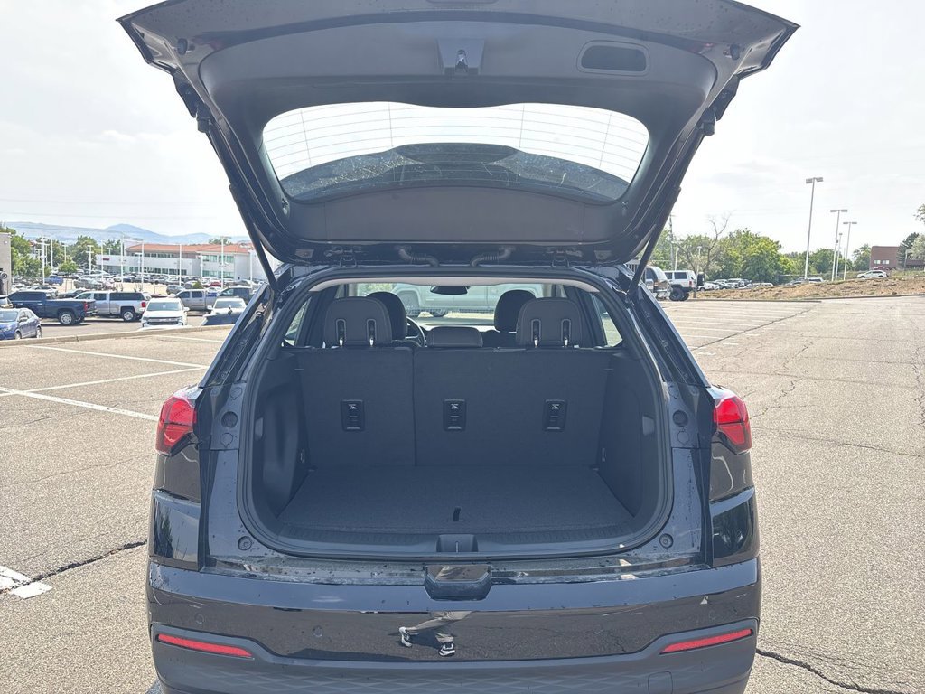 New 2027 Chevrolet Bolt LT w/ Comfort Package FWD image 25
