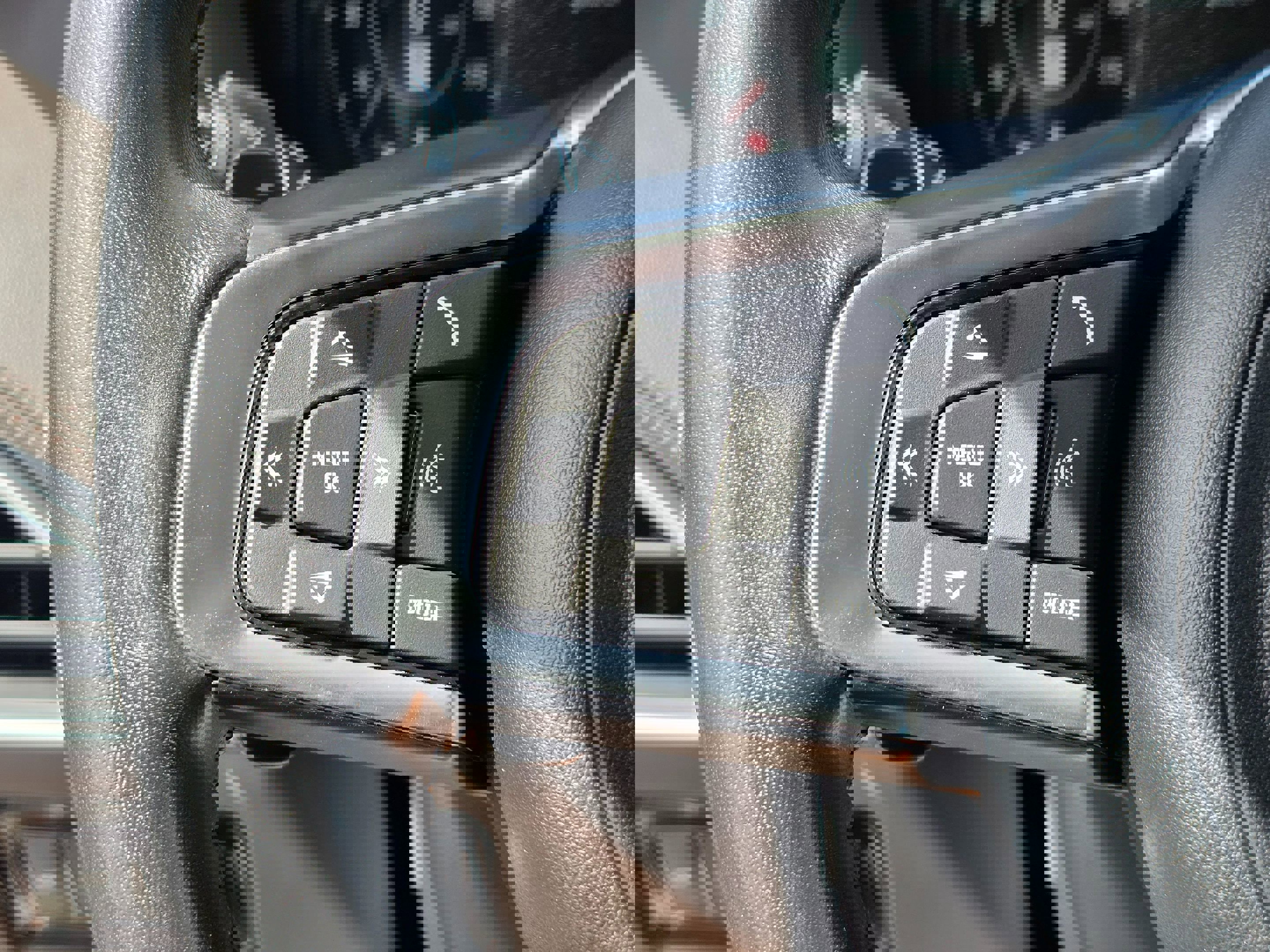 Used 2019 Jaguar F-PACE Portfolio image 26