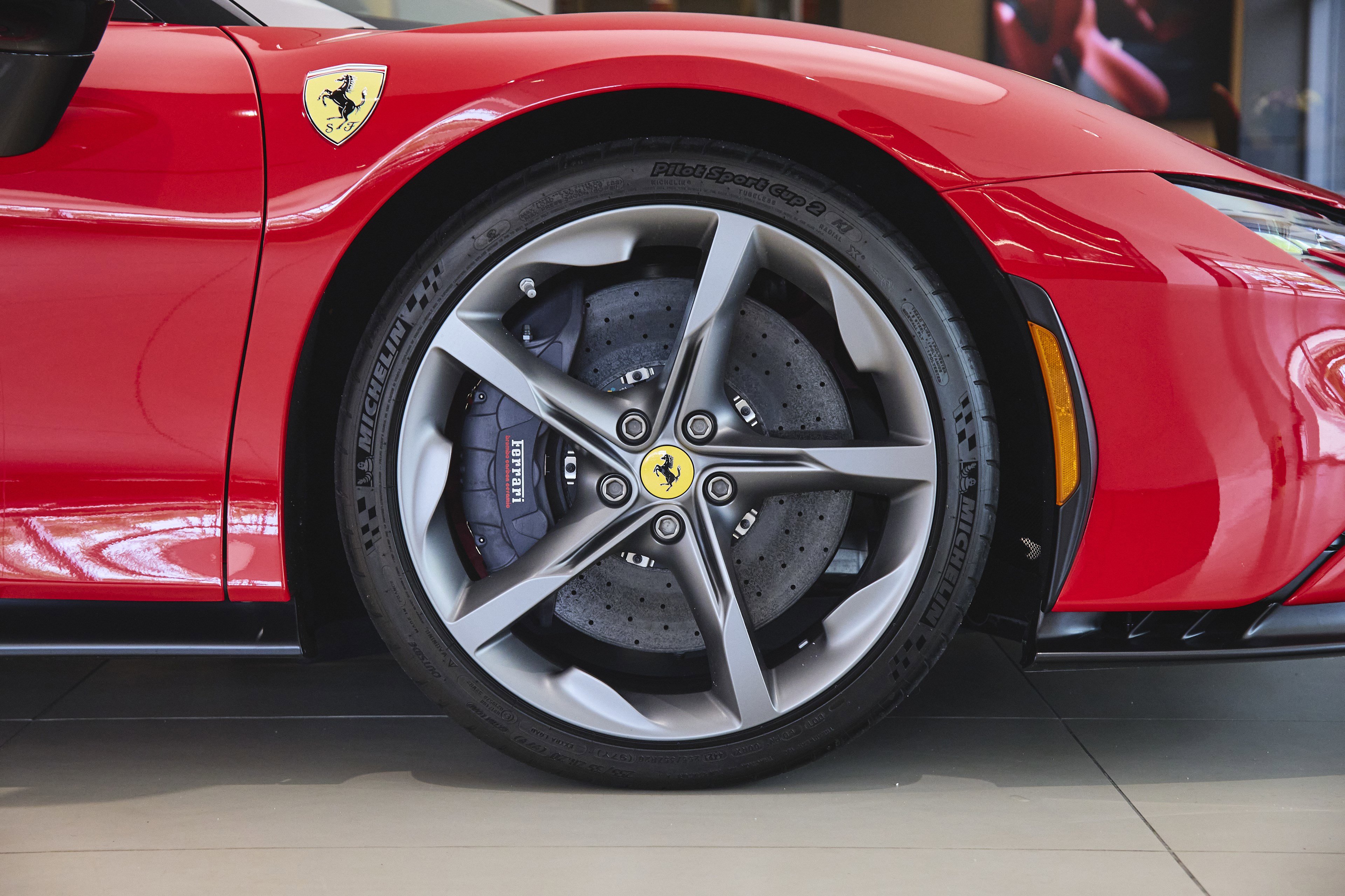 Used 2022 Ferrari SF90 Stradale image 39