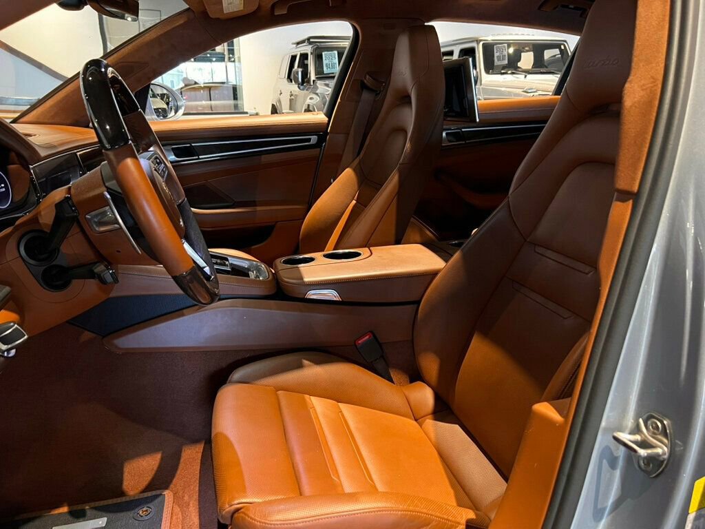 Used 2019 Porsche Panamera Turbo S Executive image 17
