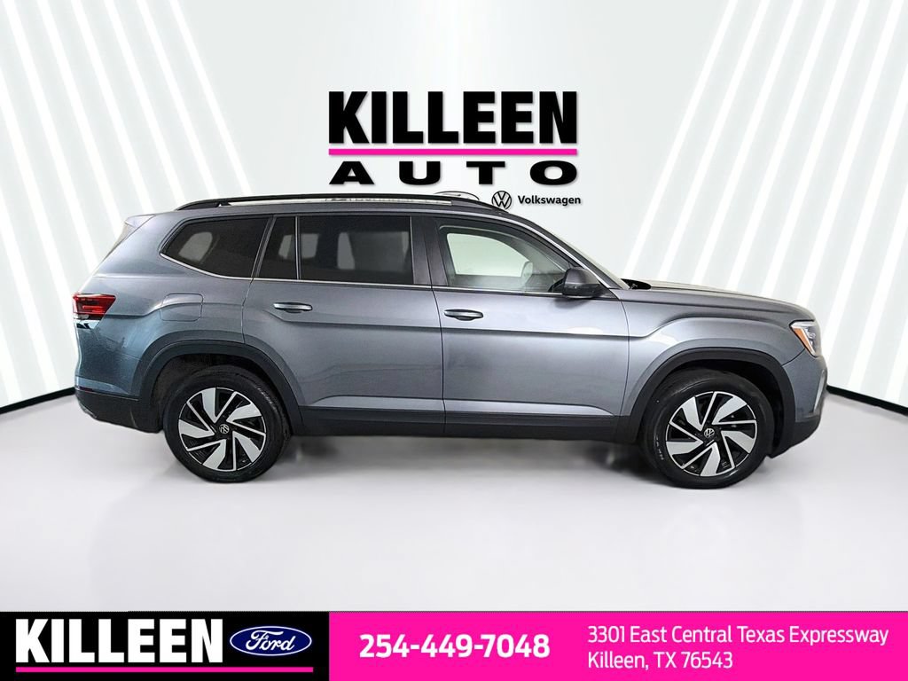 Used 2025 Volkswagen Atlas SE AWD/4WD image 9