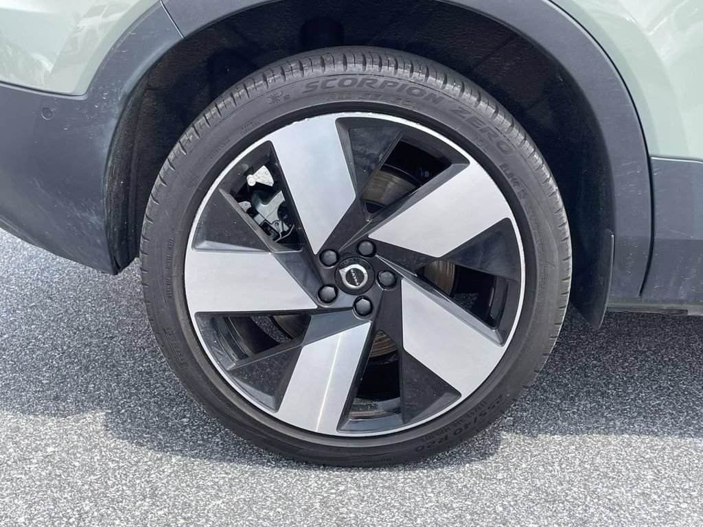 Used 2023 Volvo XC40 Recharge Ultimate w/ Protection Package Premier AWD/4WD image 32