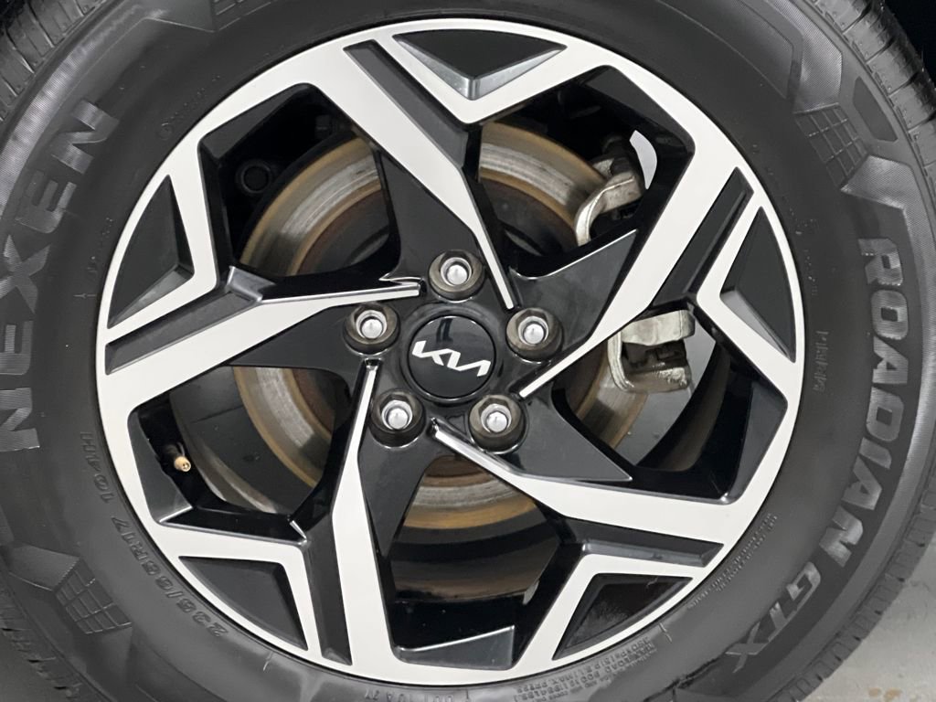 Used 2024 Kia Sportage LX image 60