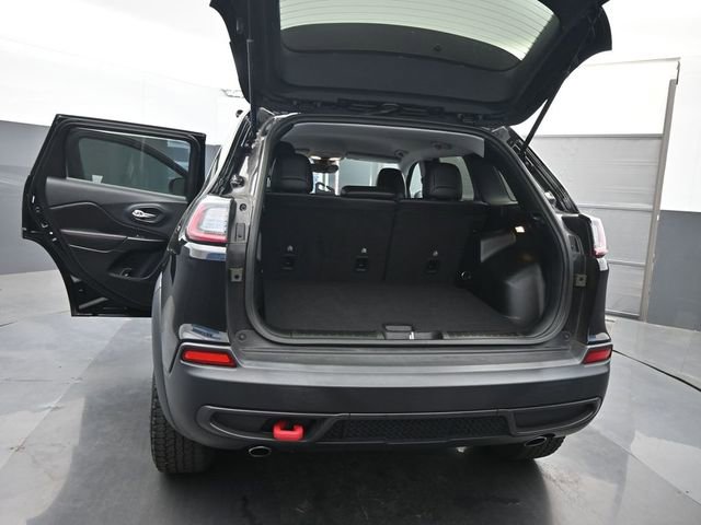 Used 2022 Jeep Cherokee Trailhawk image 8