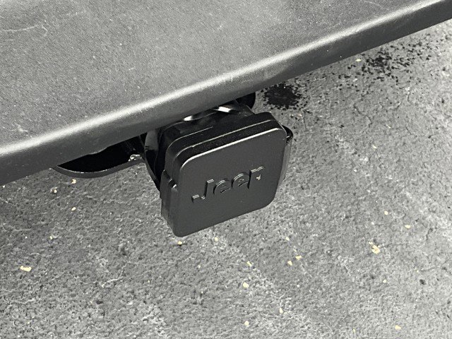 Used 2024 Jeep Wrangler Sport S image 29