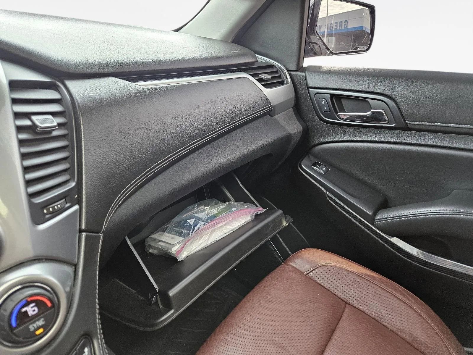 Used 2019 Chevrolet Suburban Premier w/ Premier Plus Edition image 16