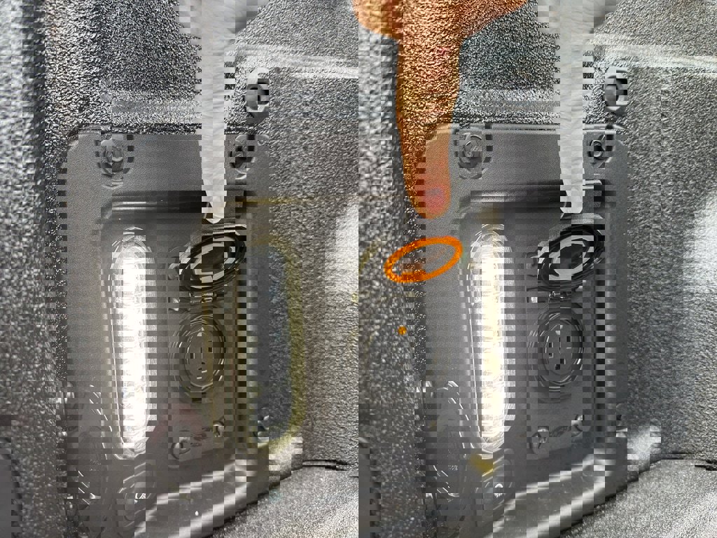 New 2026 Ford Maverick Lariat w/ Black Appearance Package image 9