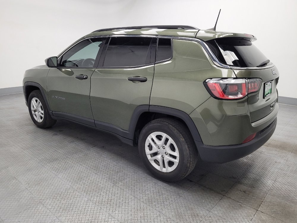 Used 2020 Jeep Compass Sport image 3