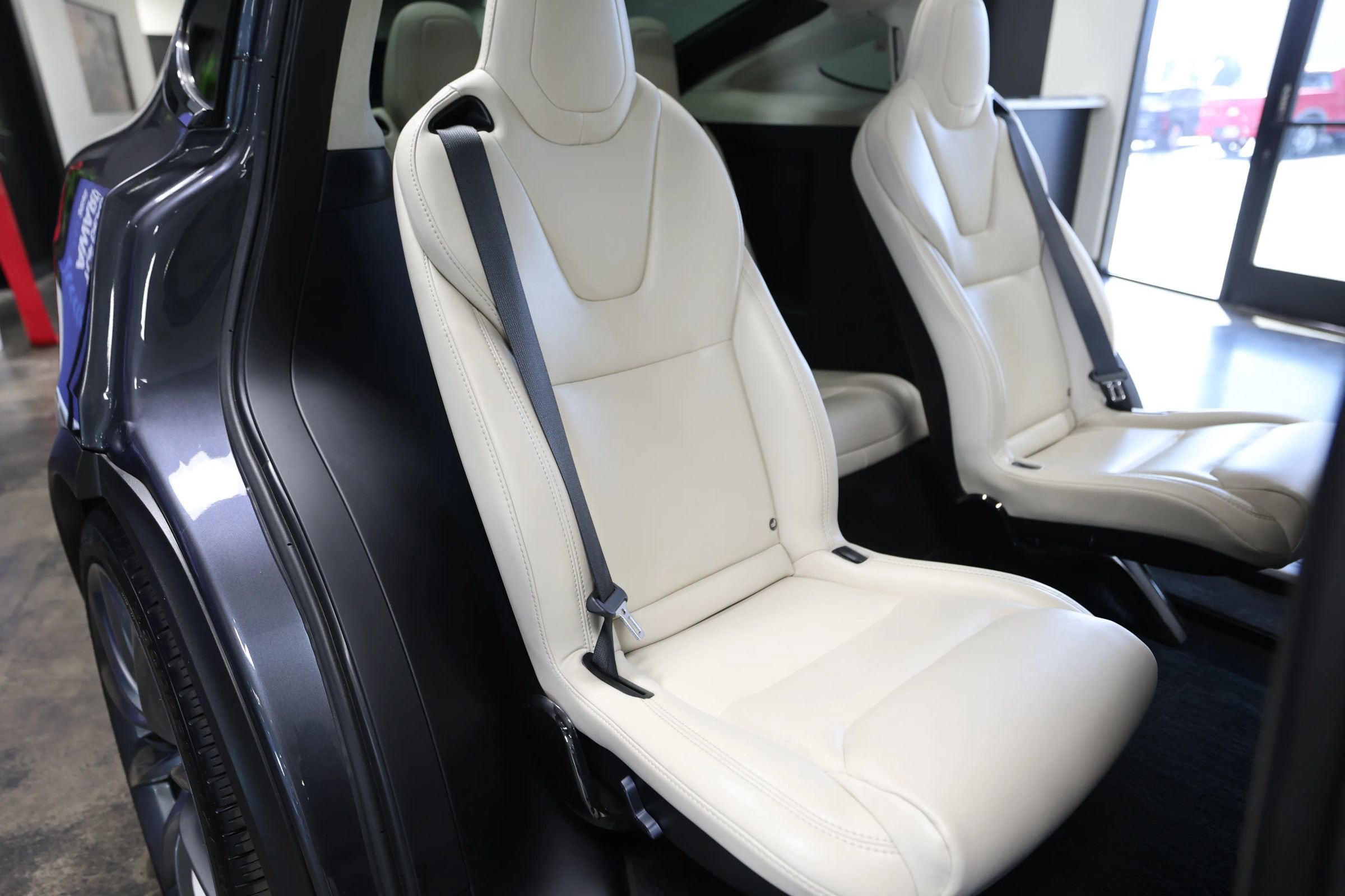 Used 2018 Tesla Model X 100D image 42