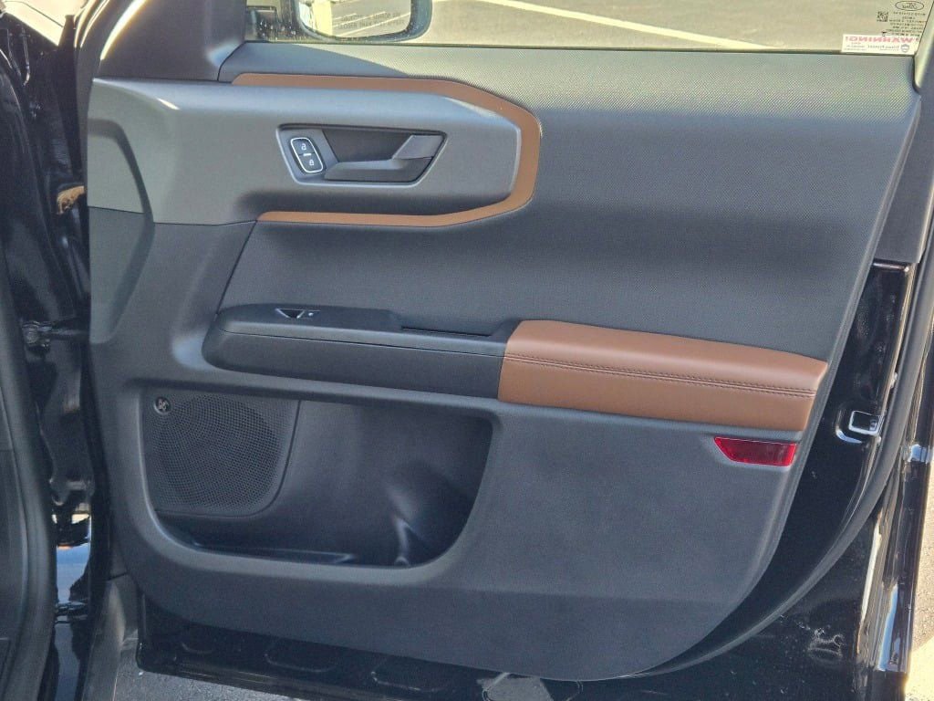 New 2025 Ford Bronco Sport Outer Banks w/ Outer Banks Tech Package+ image 5