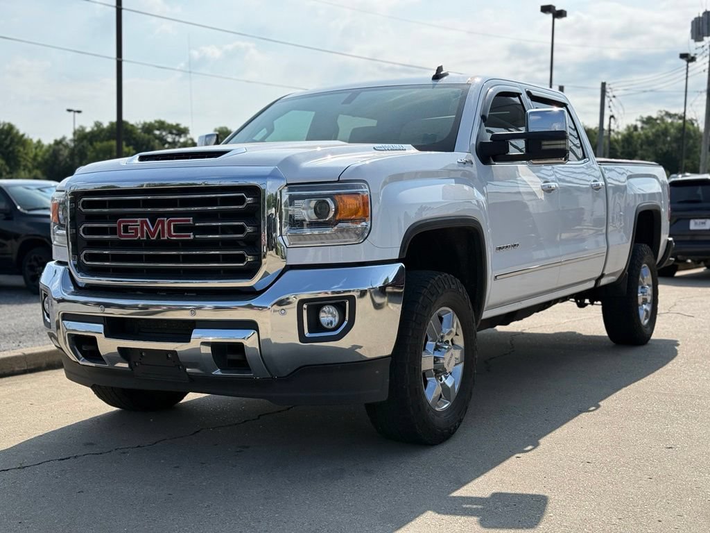 Used 2019 GMC Sierra 2500 SLT w/ Duramax Plus Package AWD/4WD image 2