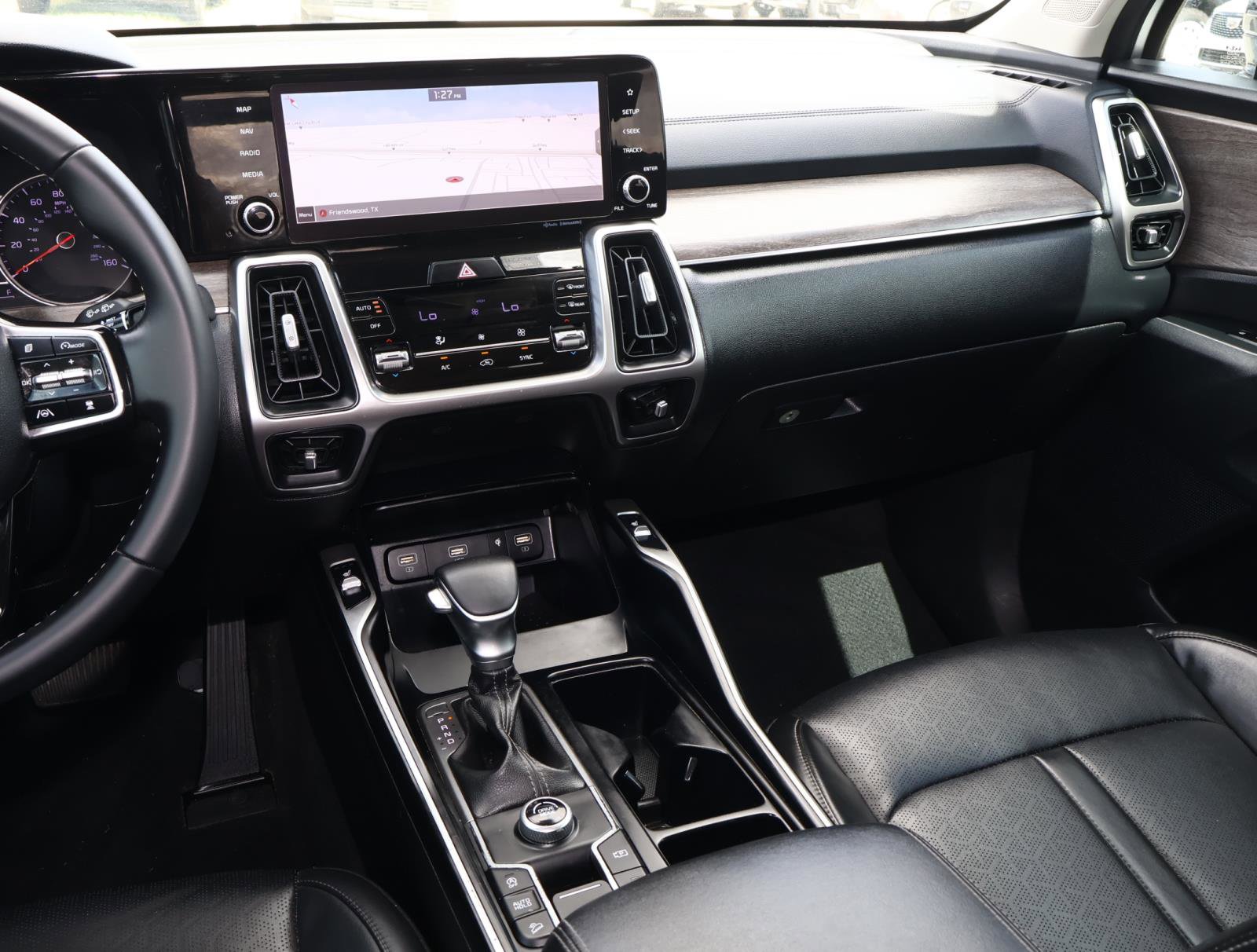 Used 2022 Kia Sorento EX FWD image 11