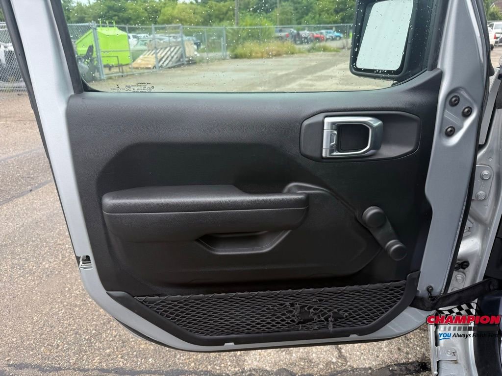 Used 2022 Jeep Wrangler Unlimited Sport image 19