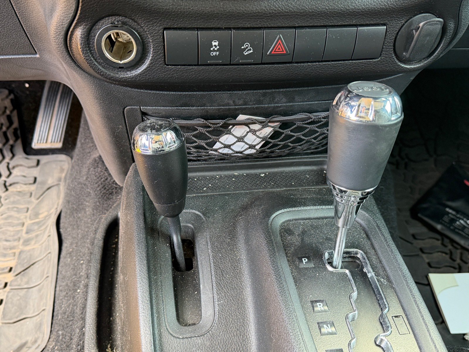 Used 2018 Jeep Wrangler Sport AWD/4WD image 10