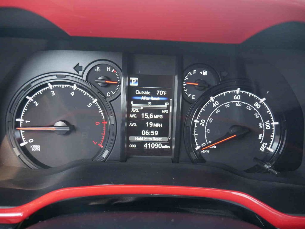 Used 2022 Toyota 4Runner SR5 Premium image 48