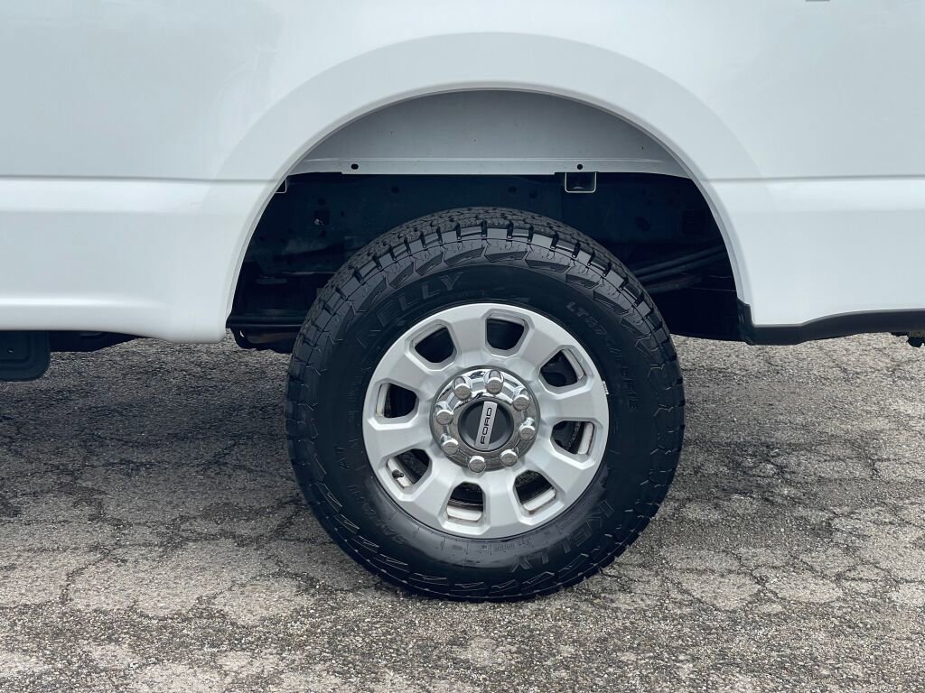 Used 2024 Ford F250 XLT image 27