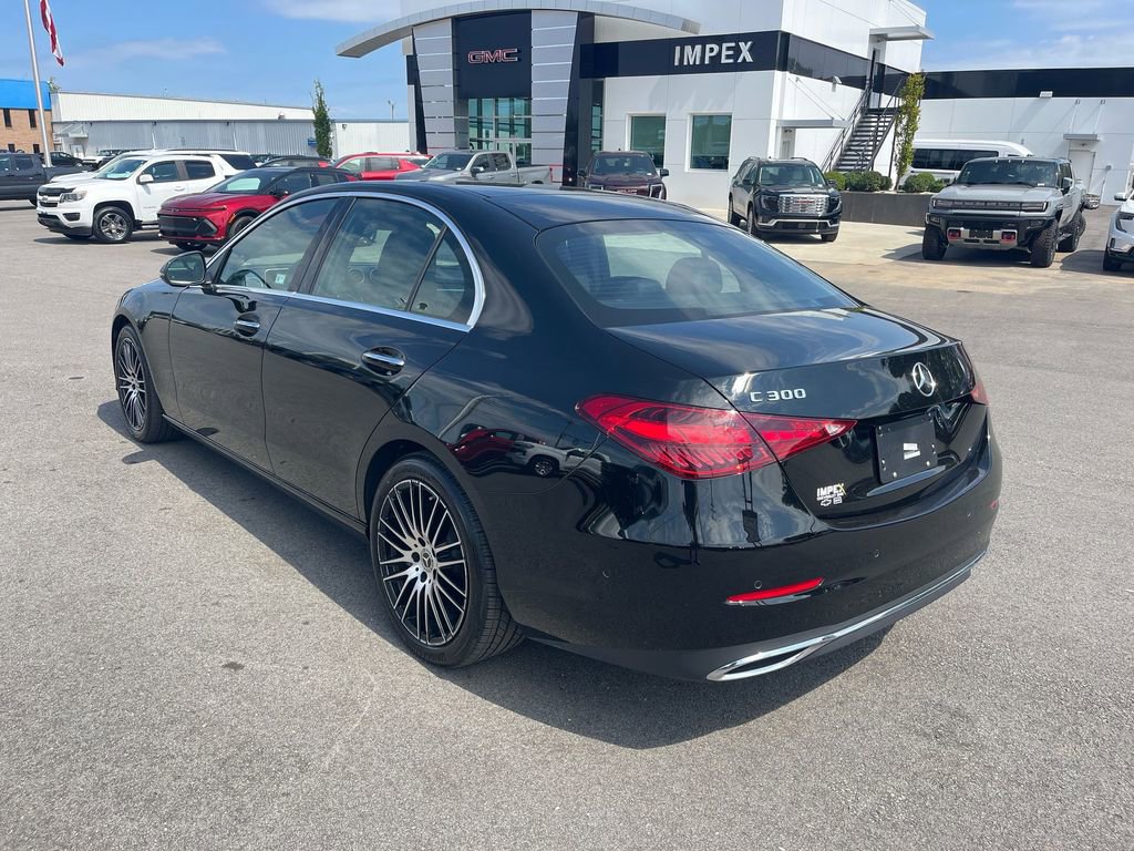Used 2025 Mercedes-Benz C 300 Sedan image 3