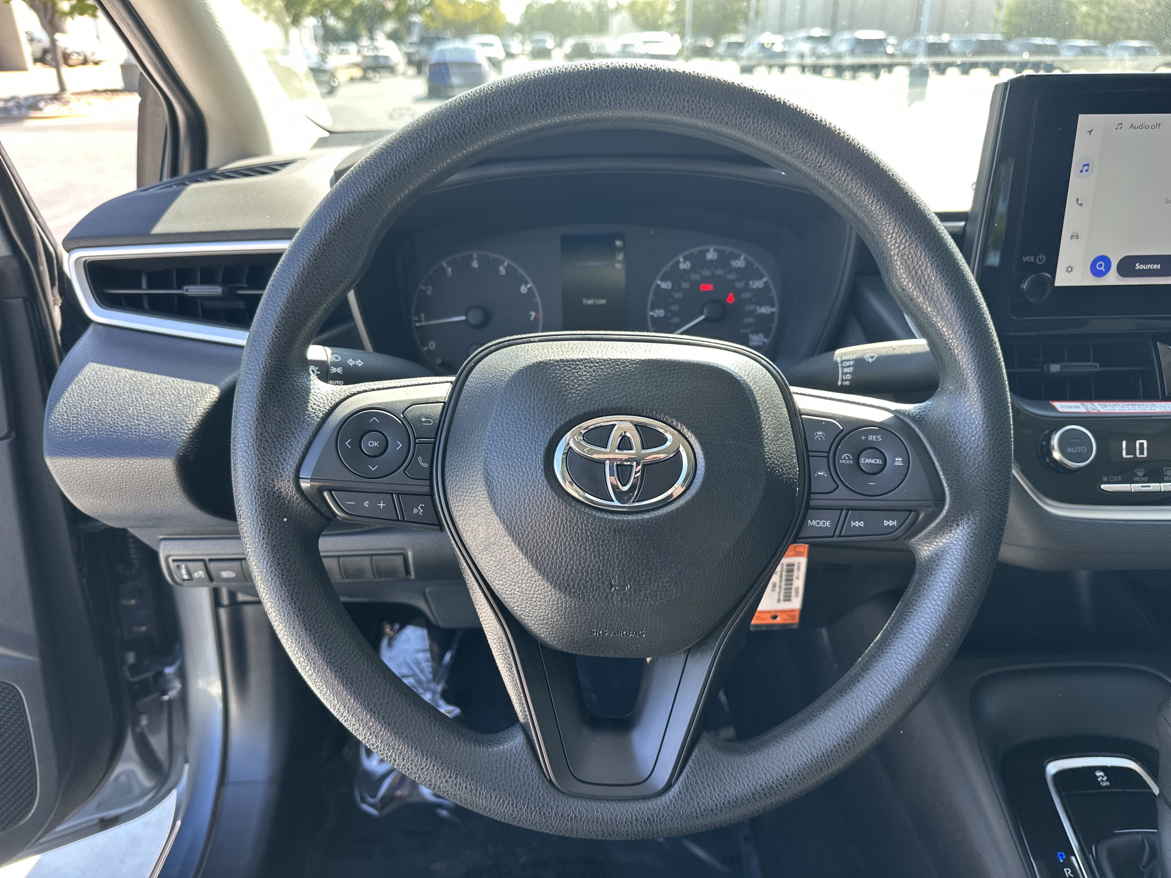 Used 2025 Toyota Corolla LE FWD image 18