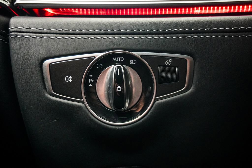 Used 2019 Mercedes-Benz AMG GT 63 w/ AMG Dynamic Plus Package image 26