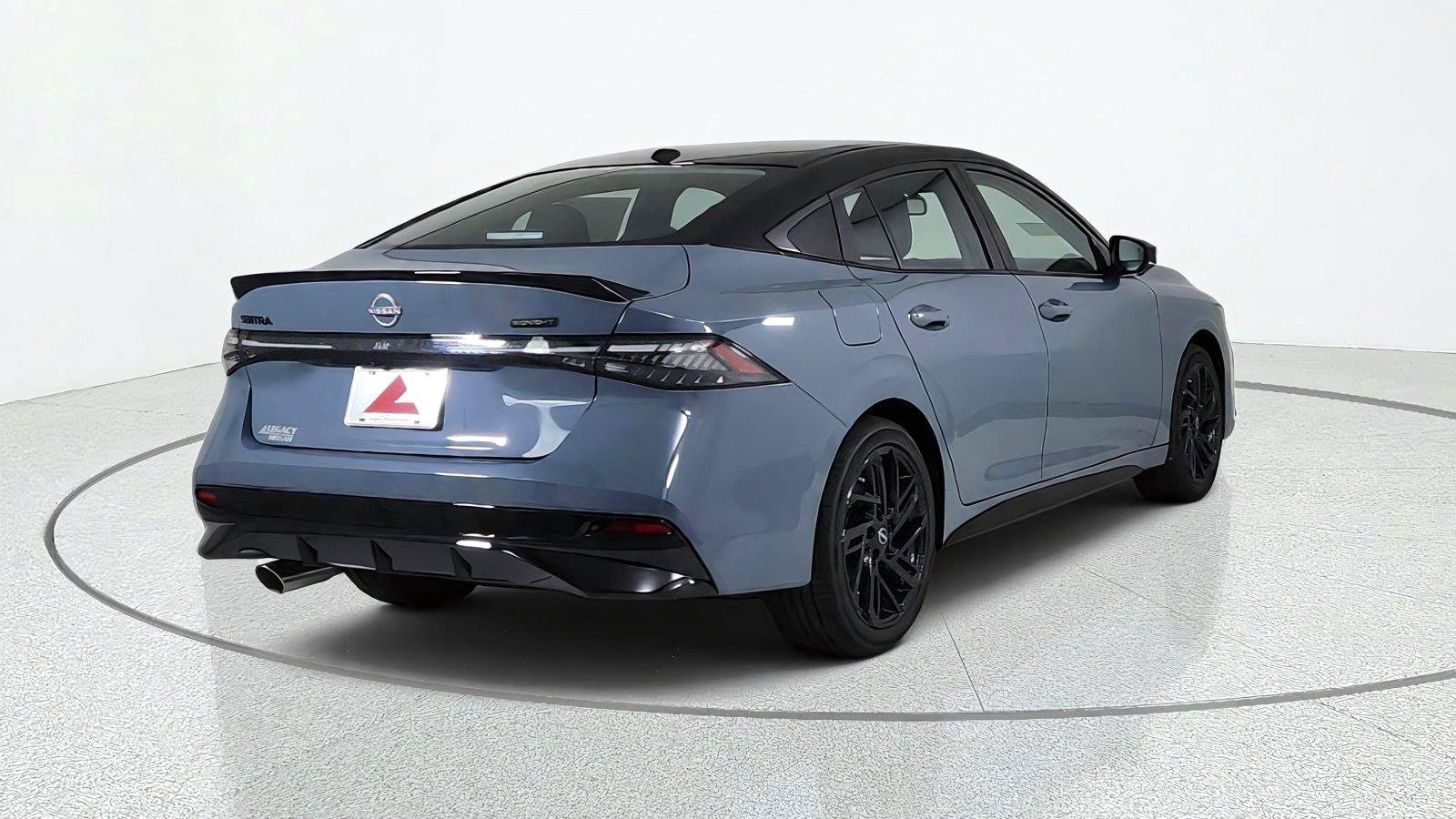 New 2027 Nissan Sentra SR w/ SR Premium Package FWD image 6