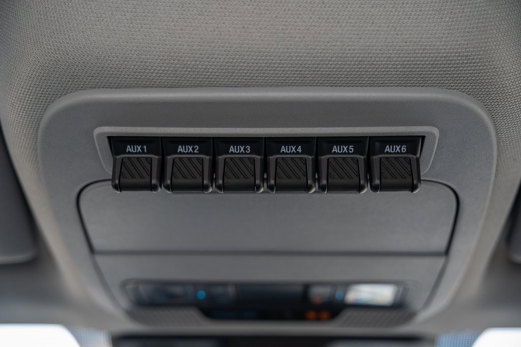 Used 2024 Ford F250 XL w/ XL Chrome Package image 19