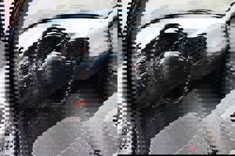 Used 1998 Ford F150 Lariat image 14