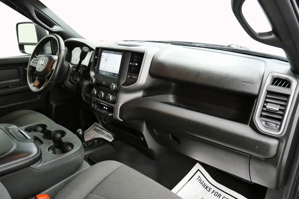 Used 2024 RAM 3500 Tradesman w/ Chrome Appearance Group image 17