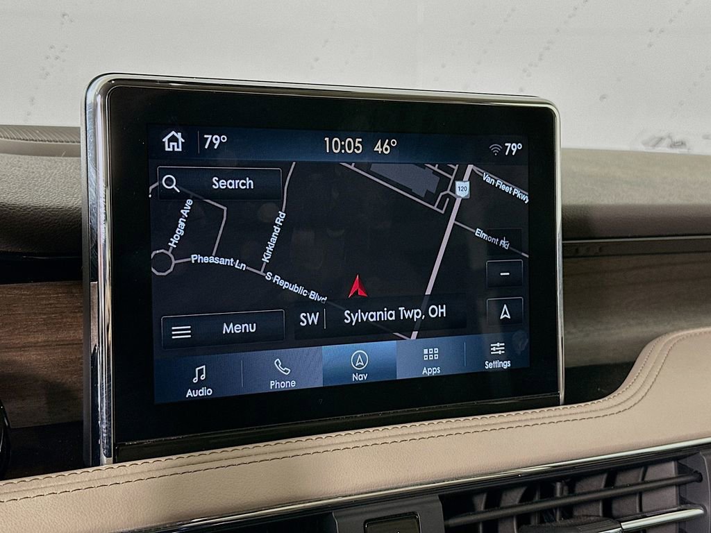 Used 2022 Lincoln Corsair Reserve w/ Equipment Group 201A image 17