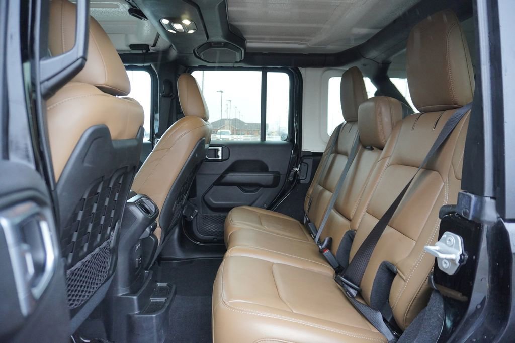 Used 2020 Jeep Wrangler Unlimited Rubicon w/ Cold Weather Group image 4