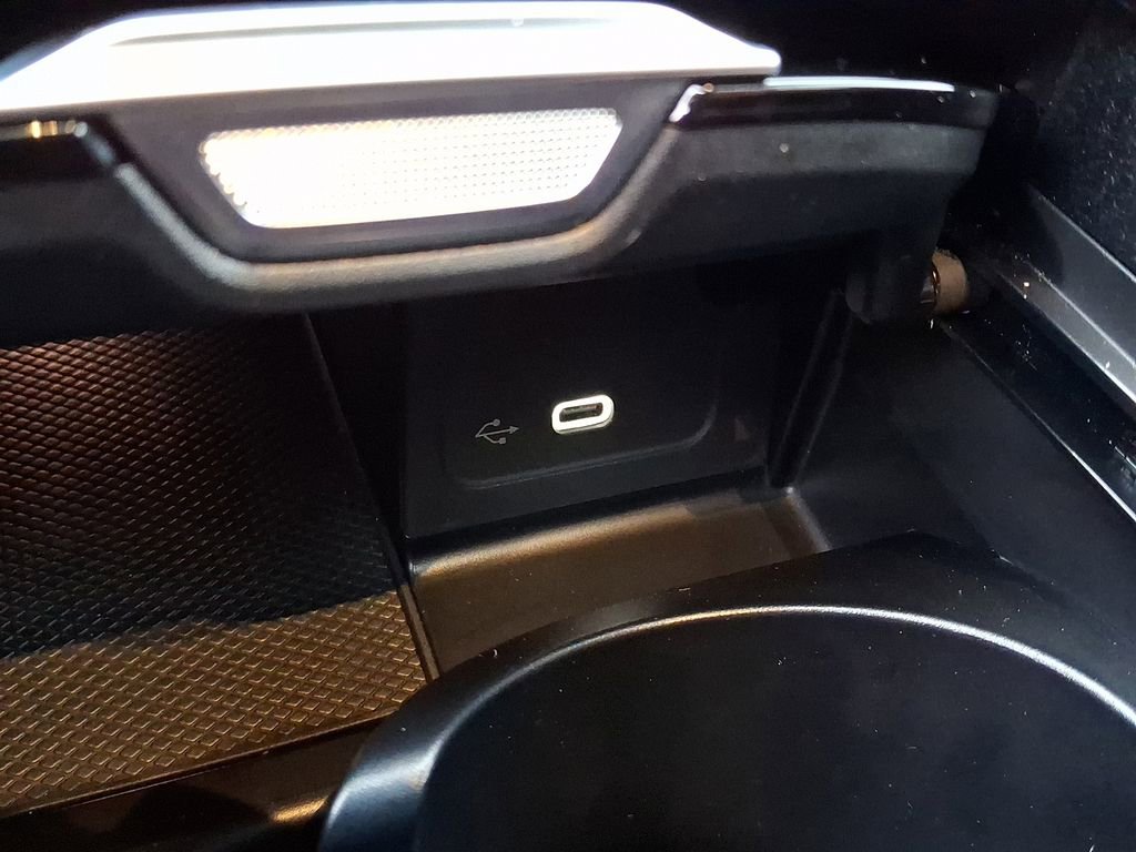 Used 2022 Mercedes-Benz C 300 4MATIC Sedan image 25