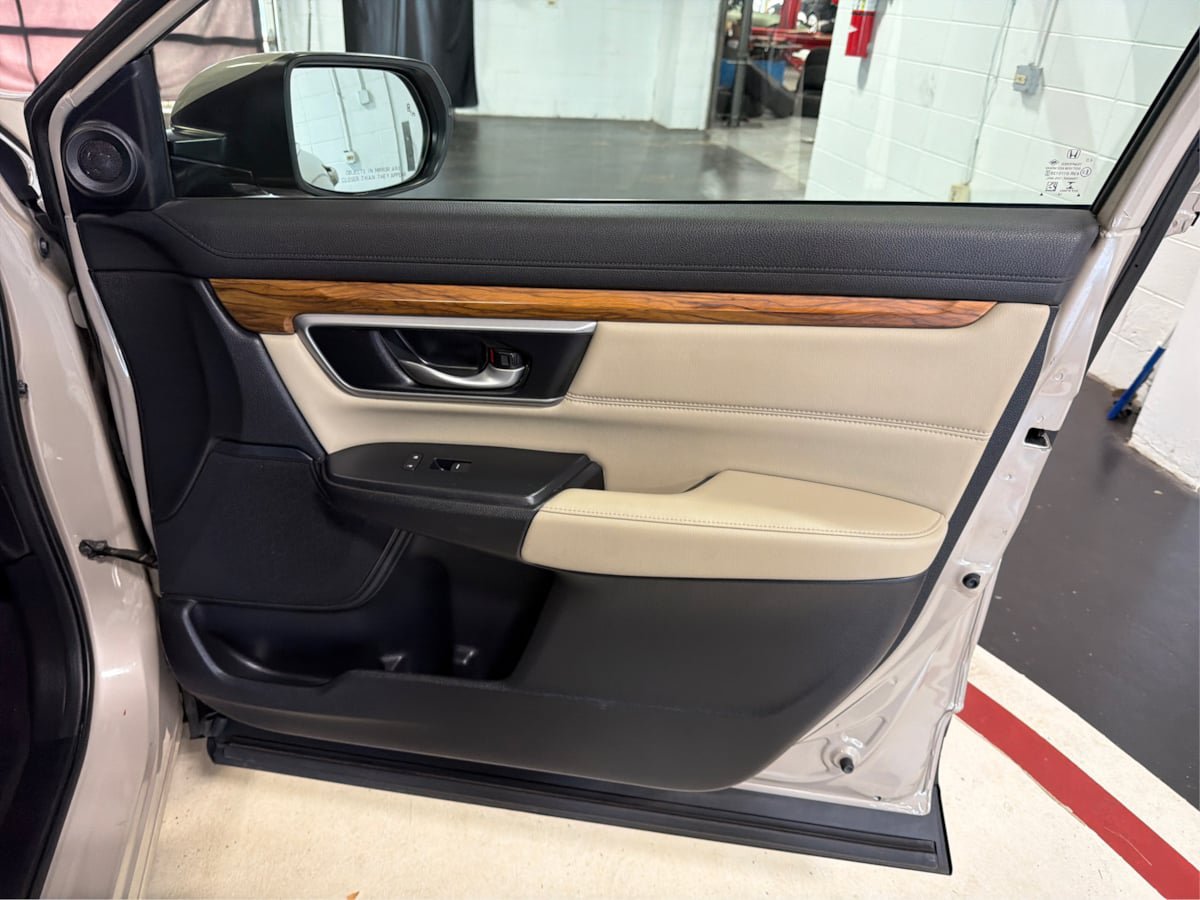 Used 2019 Honda CR-V EX-L image 27
