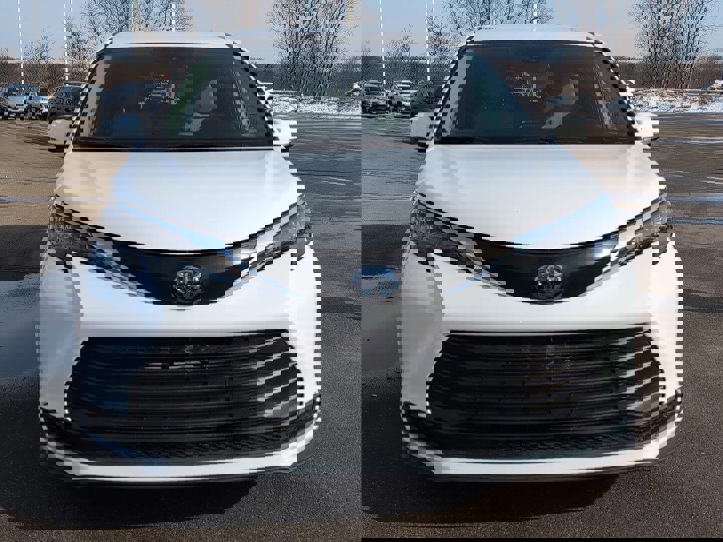 Used 2025 Toyota Sienna LE image 13