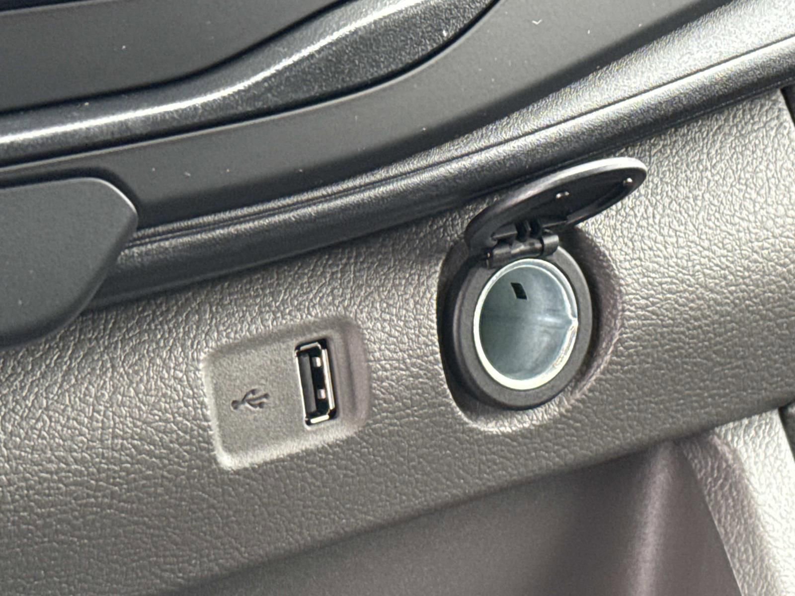 New 2026 Ford Transit 350 XL image 17