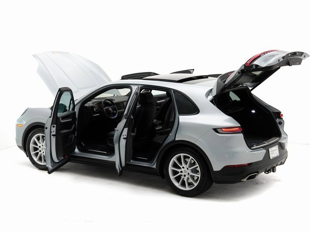 Used 2024 Porsche Cayenne image 33