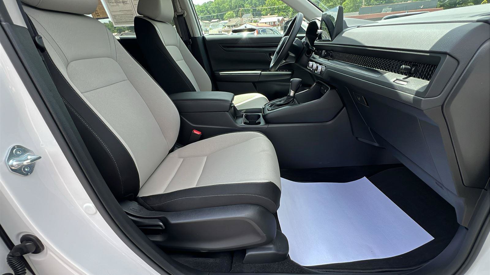Used 2026 Honda CR-V LX image 13