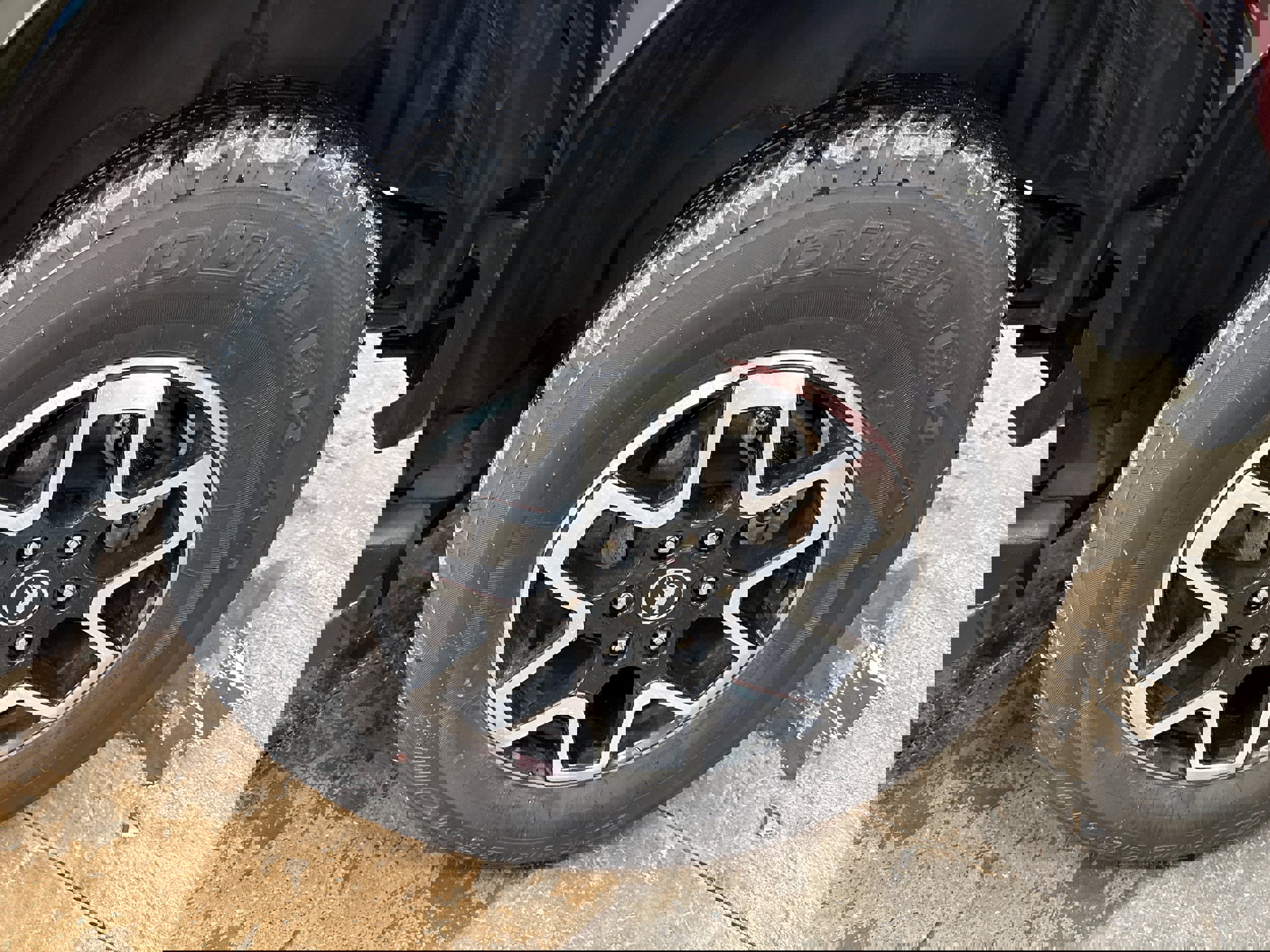 Used 2024 Ford Bronco Outer Banks image 7