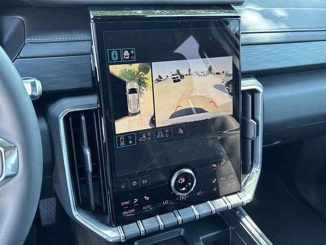 New 2026 GMC Acadia Elevation image 15