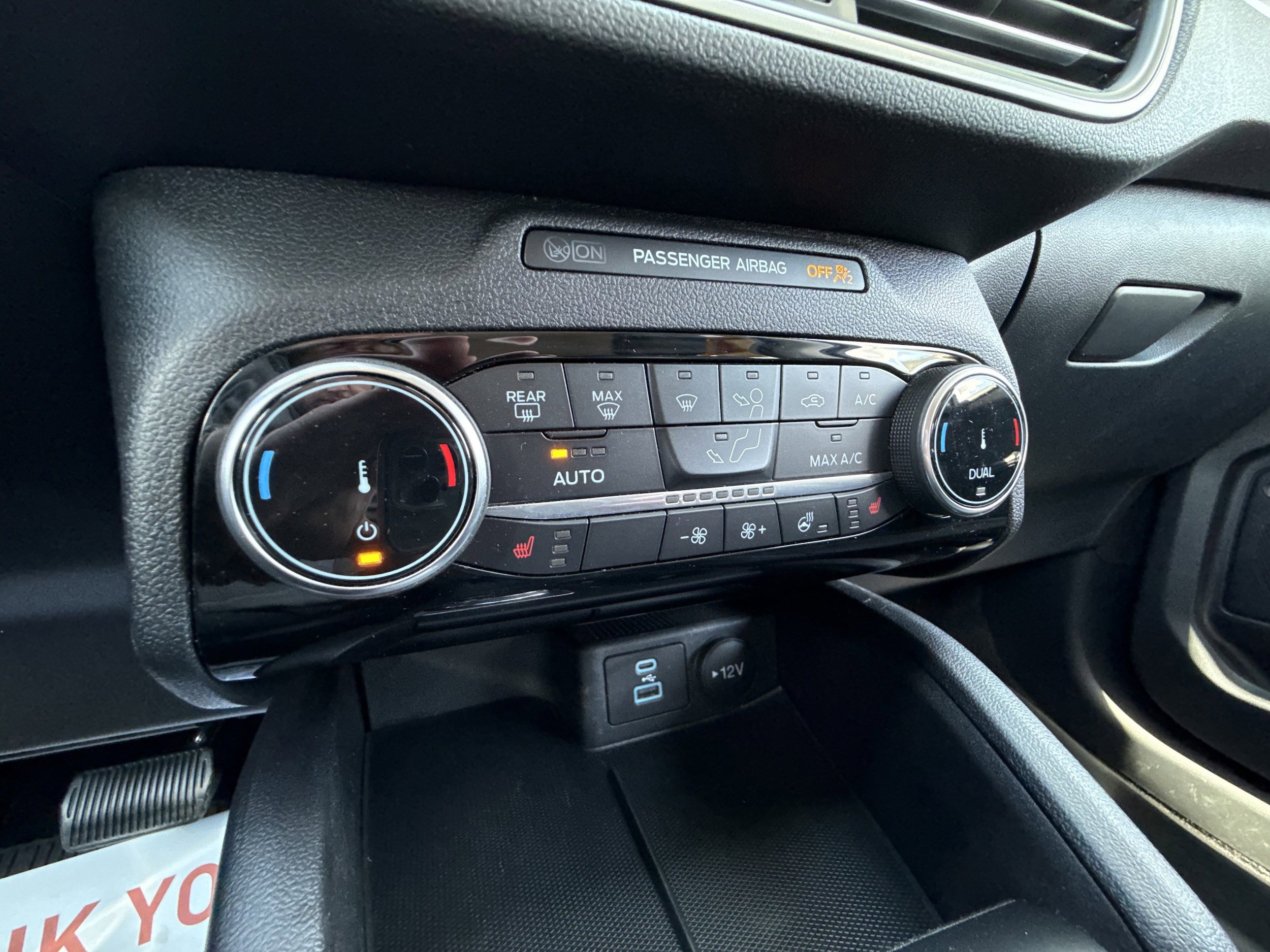 Certified 2022 Ford Escape SEL image 19