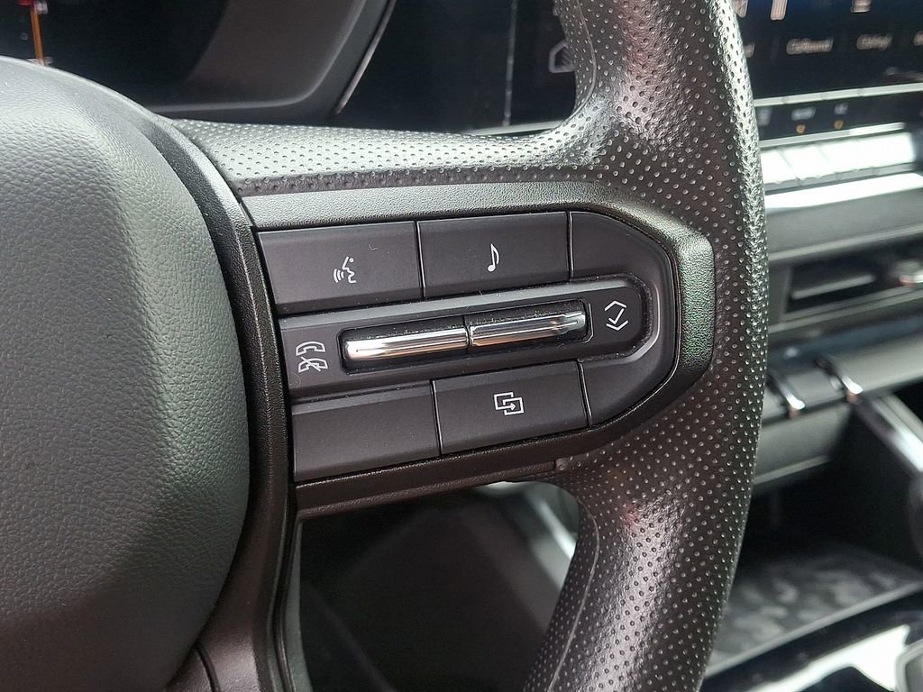 Used 2023 Chevrolet Colorado Trail Boss w/ Advanced Trailering Package image 22