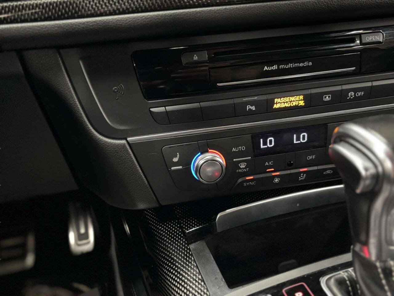 Used 2015 Audi S6 image 30