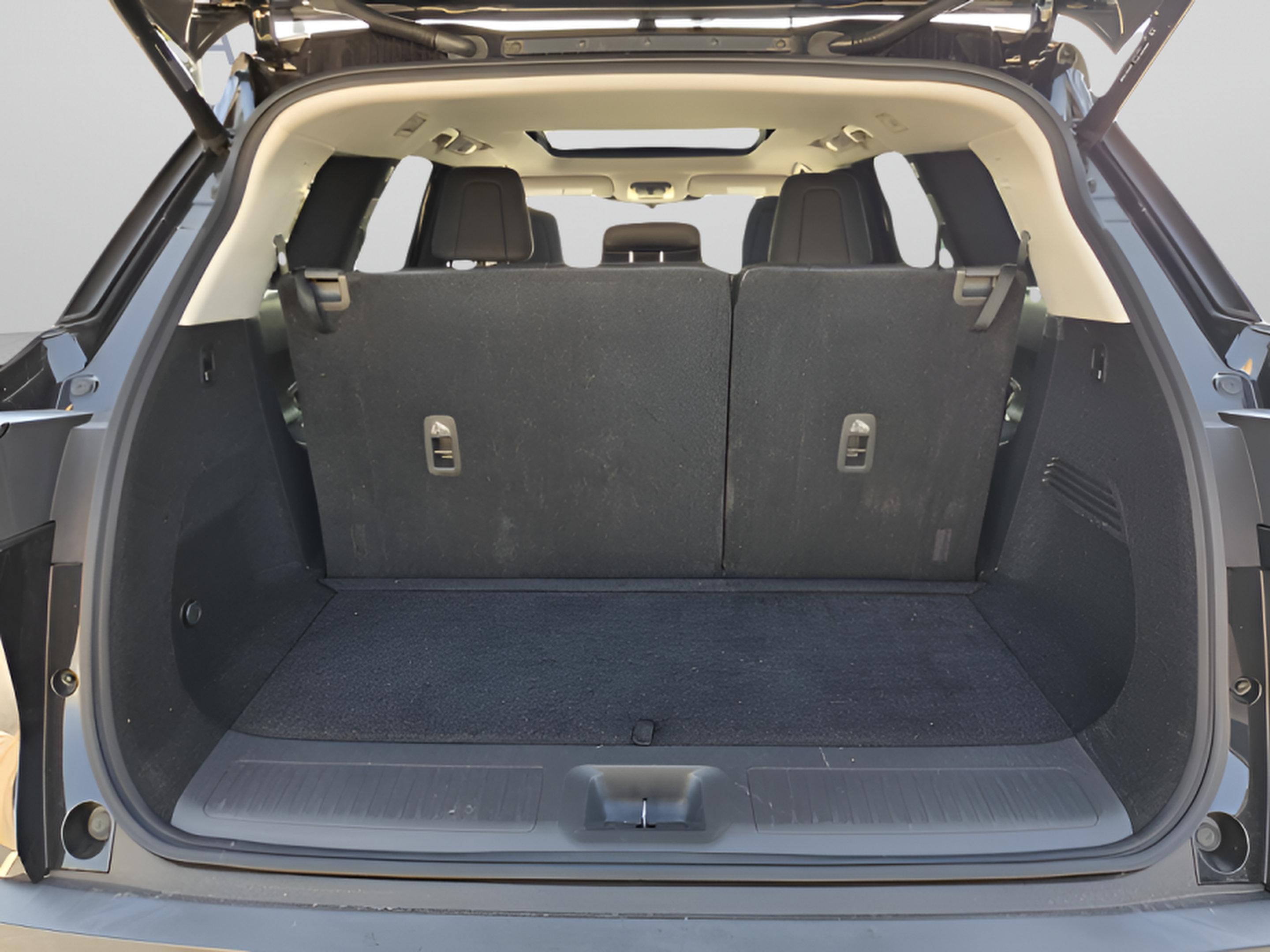 Used 2024 INFINITI QX60 Luxe w/ Performance Audio Package FWD image 28